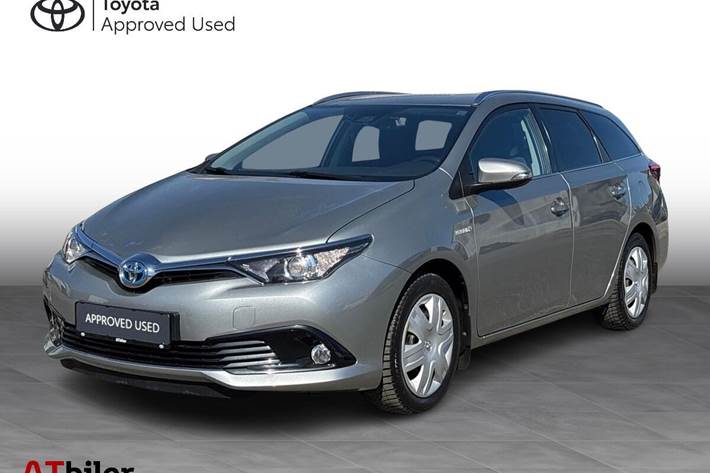 Grå Toyota Auris fra 2018