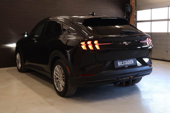 Sort Ford Mustang Mach-E fra 2022