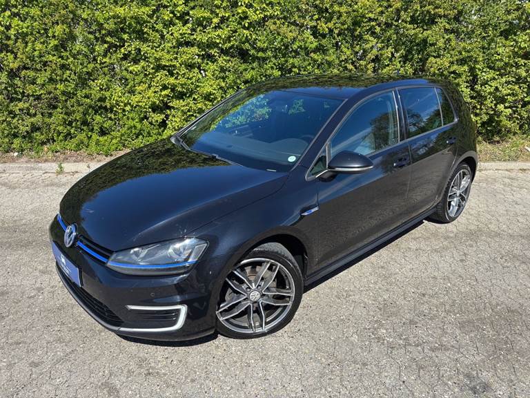VW Golf VII 1,4 GTE Highline DSG