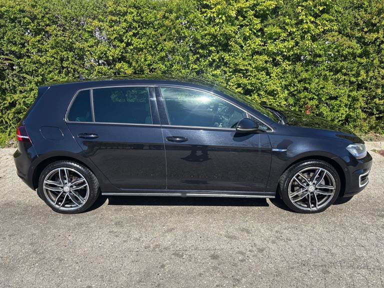 VW Golf VII 1,4 GTE Highline DSG