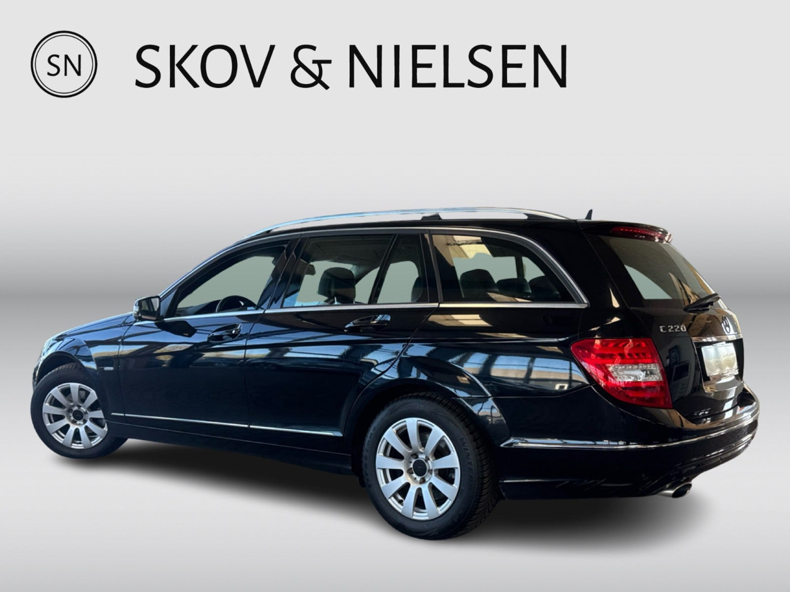 Sort Mercedes C220 fra 2011