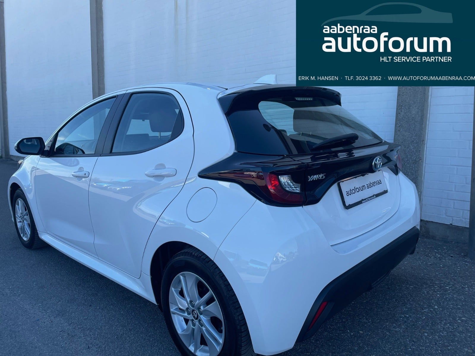 Hvid Toyota Yaris fra 2022