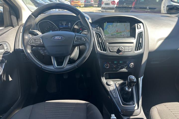 Grå Ford Focus fra 2018