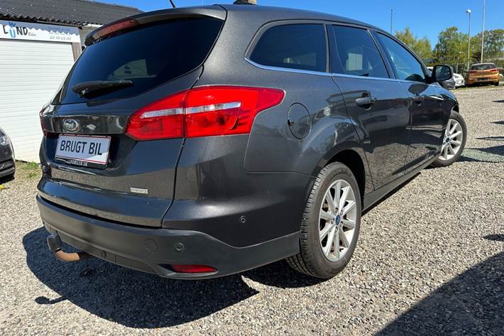 Grå Ford Focus fra 2018