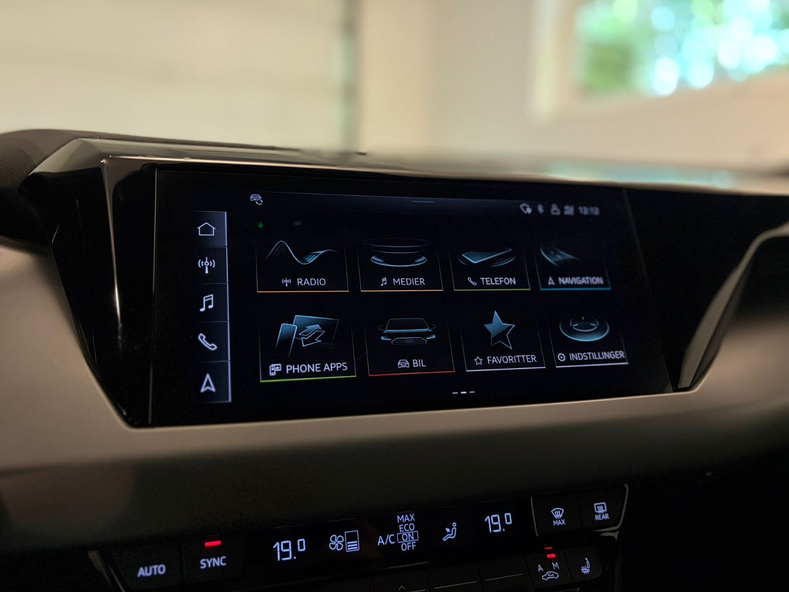 Grå Audi e-tron GT fra 2022