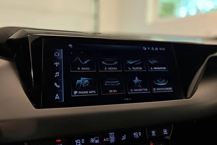 Grå Audi e-tron GT fra 2022