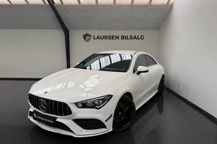 Hvid Mercedes CLA200 fra 2019