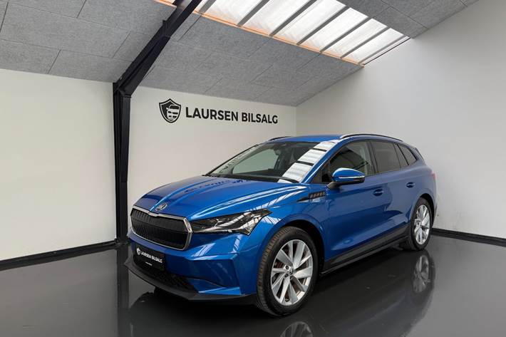 Blå Skoda Enyaq fra 2021