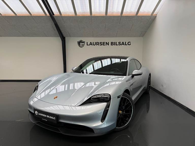 Porsche Taycan 4S
