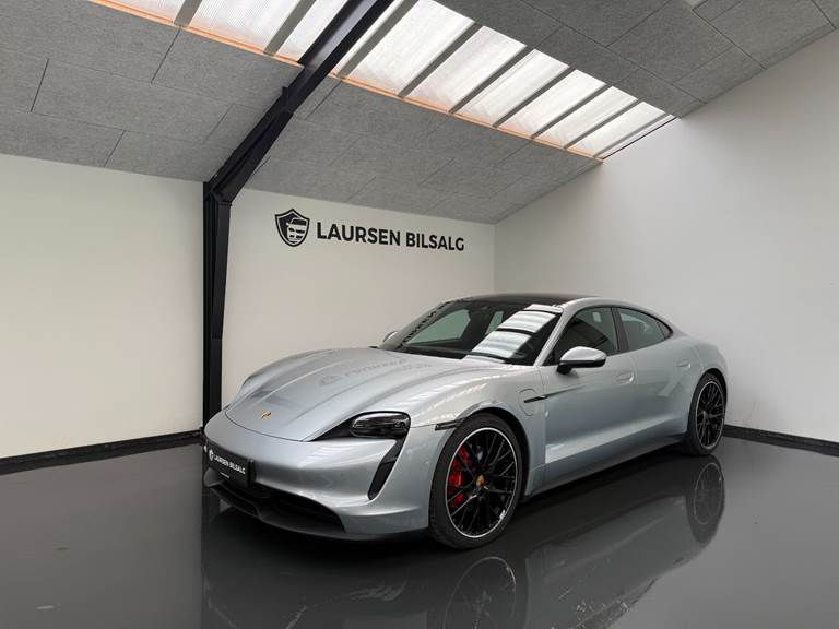 Porsche Taycan 4S