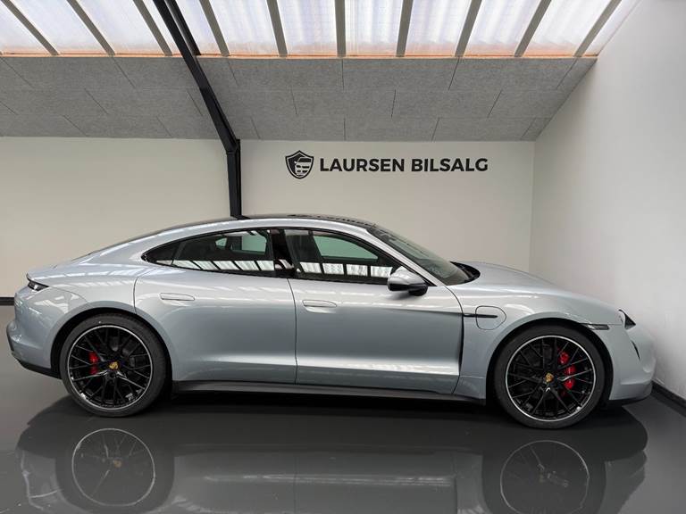 Porsche Taycan 4S