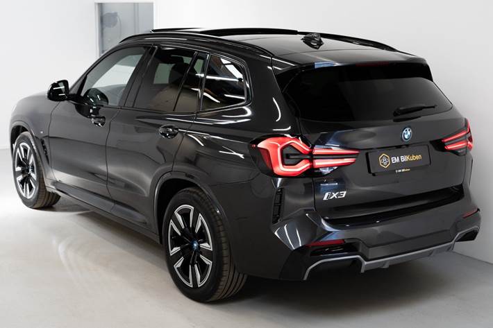 undefined BMW iX3 fra 2025