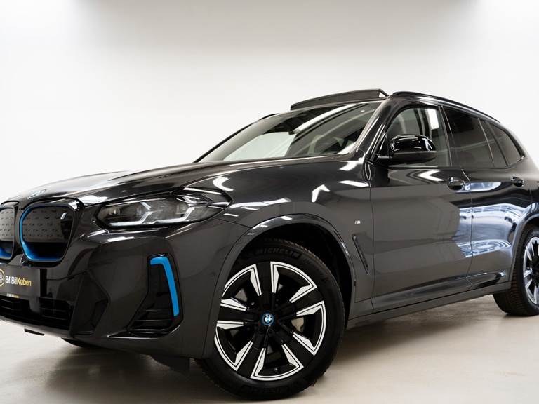 BMW iX3 Charged M-Sport