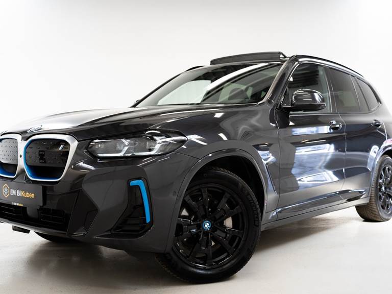 BMW iX3 Charged Plus M-Sport