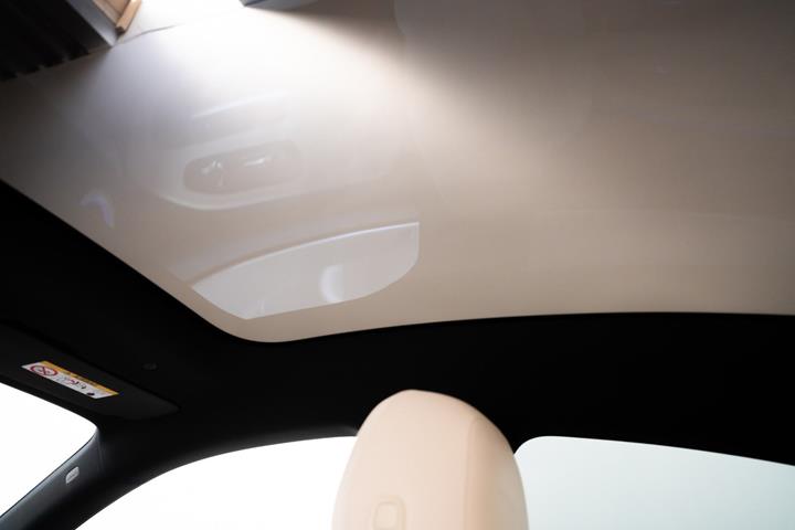 Hvid Mercedes CLA250+ fra 2025