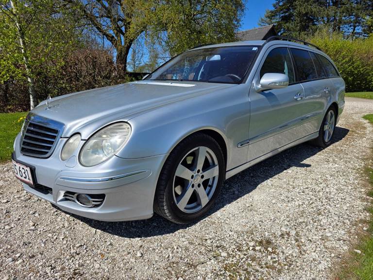 Mercedes E220 2,2 CDi Avantgarde stc. aut.