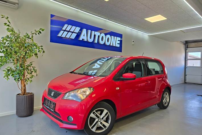 Rød Seat Mii fra 2015