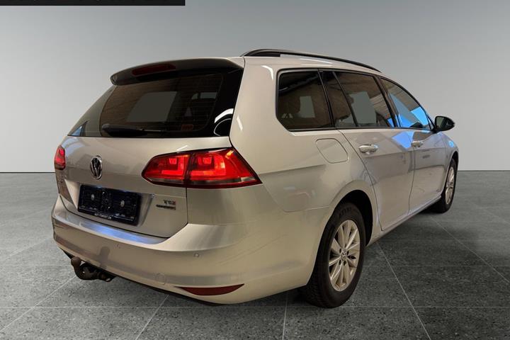 Sølv VW Golf VII fra 2014