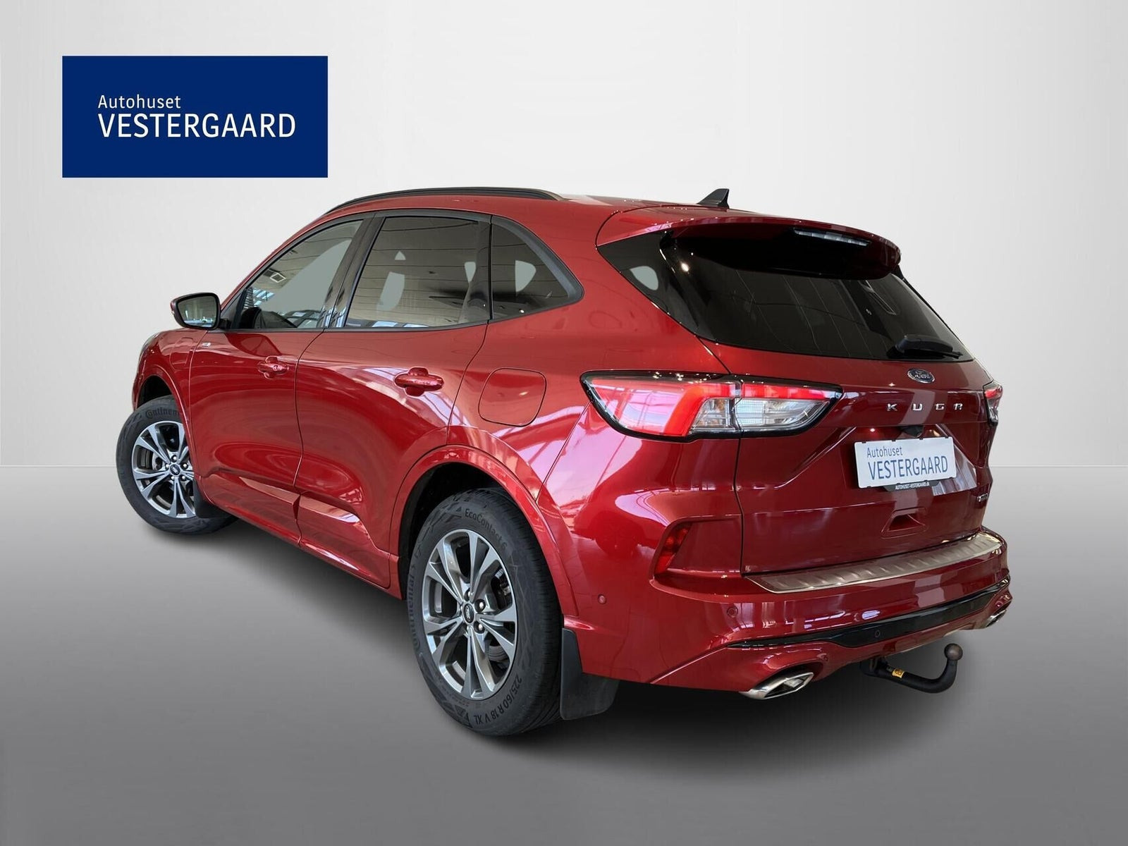 Rød Ford Kuga fra 2022