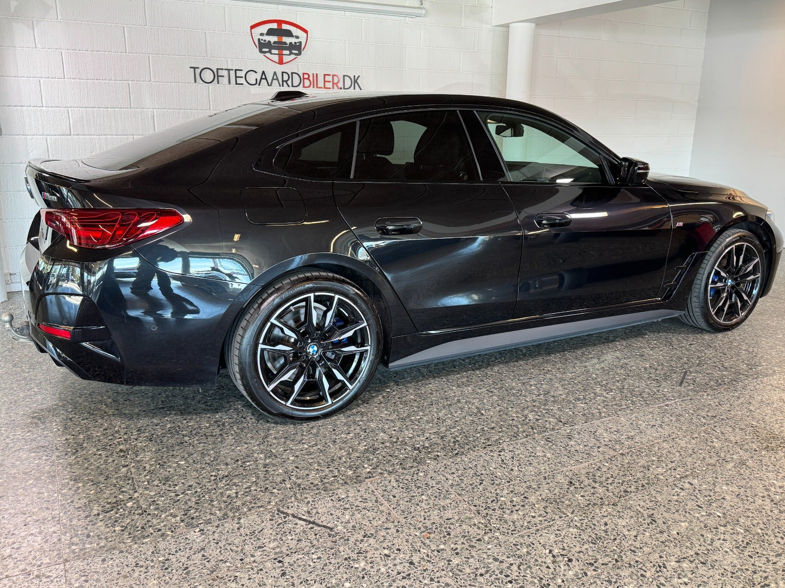 Sort BMW i4 fra 2024