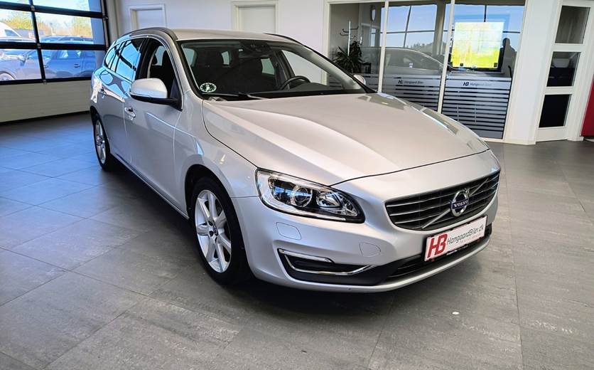 Volvo V60 2,0 D3 150 Momentum
