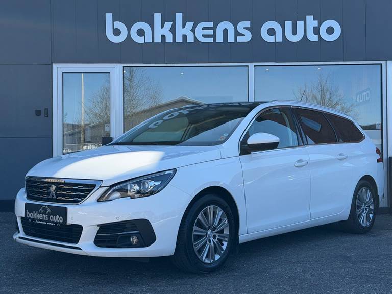 Peugeot 308 1,6 BlueHDi 120 Selection Sky SW