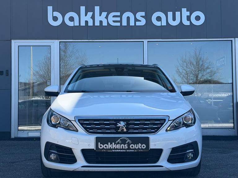 Peugeot 308 1,6 BlueHDi 120 Selection Sky SW