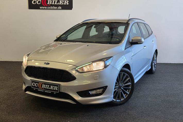Sølv Ford Focus fra 2017