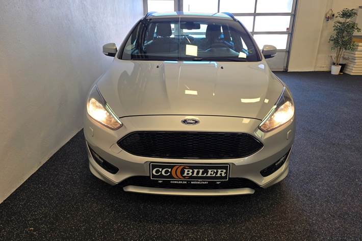 Sølv Ford Focus fra 2017