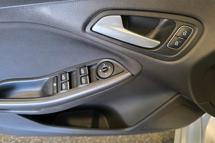 Sølv Ford Focus fra 2017