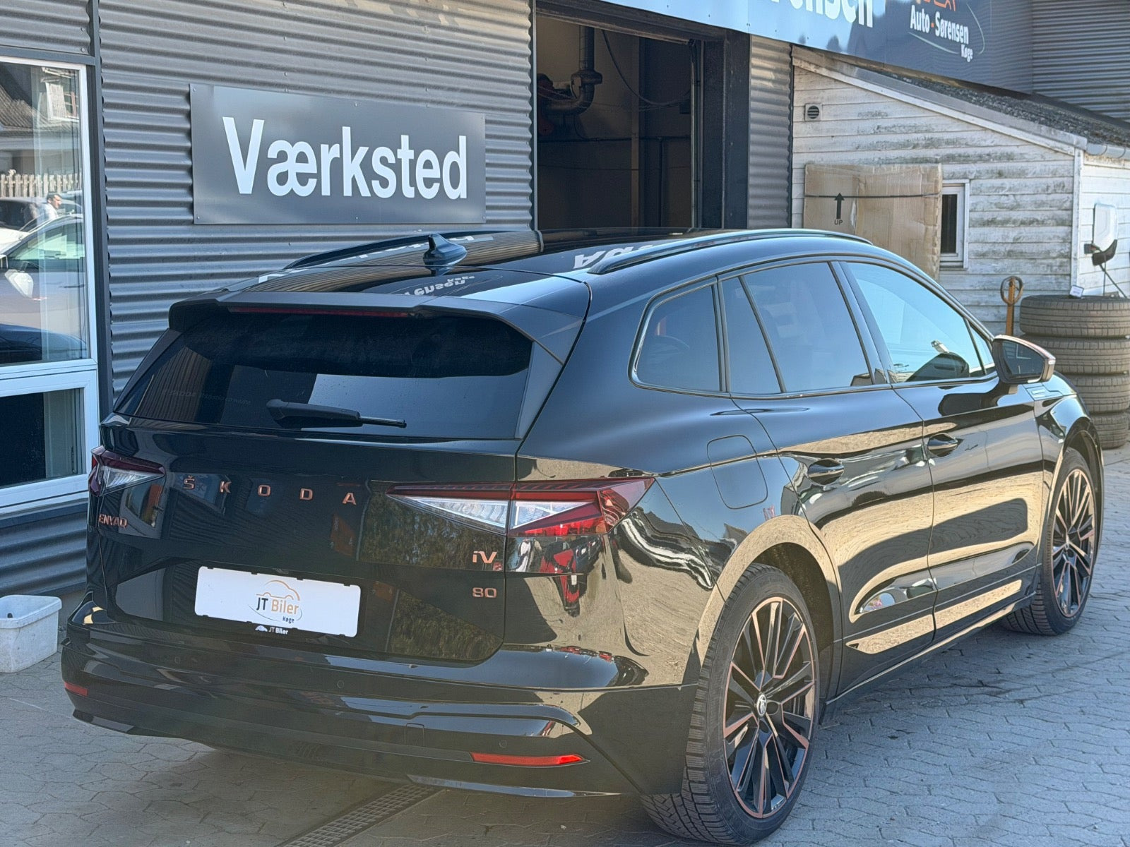 Sort Skoda Enyaq fra 2021