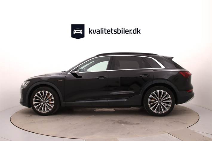 Sort Audi e-tron fra 2021