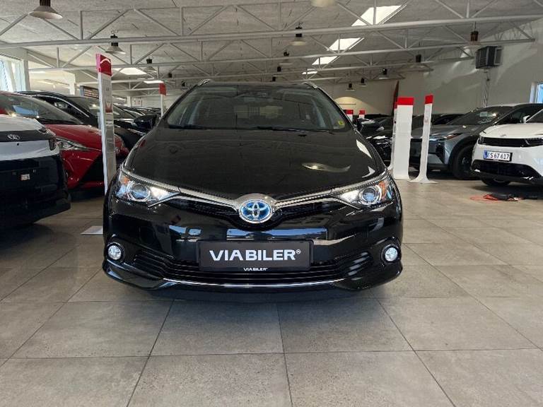 Toyota Auris 1,8 Touring Sports Hybrid H2 Comfort 136HK Stc Aut.