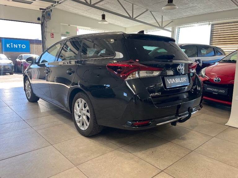 Toyota Auris 1,8 Touring Sports Hybrid H2 Comfort 136HK Stc Aut.