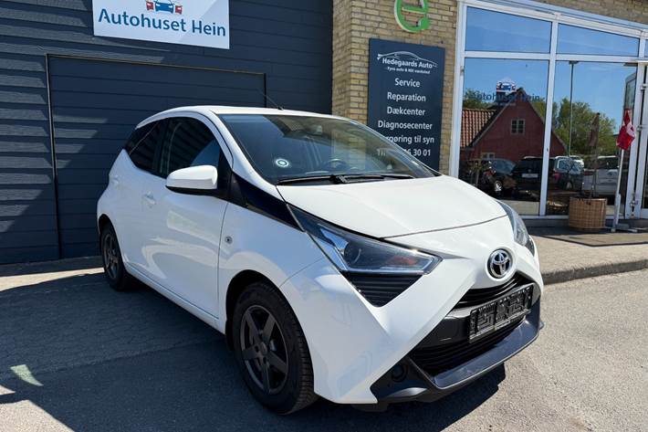 Hvid Toyota Aygo fra 2019