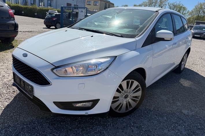 Hvid Ford Focus fra 2015
