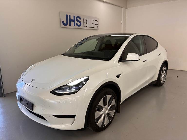 Tesla Model Y Long Range RWD