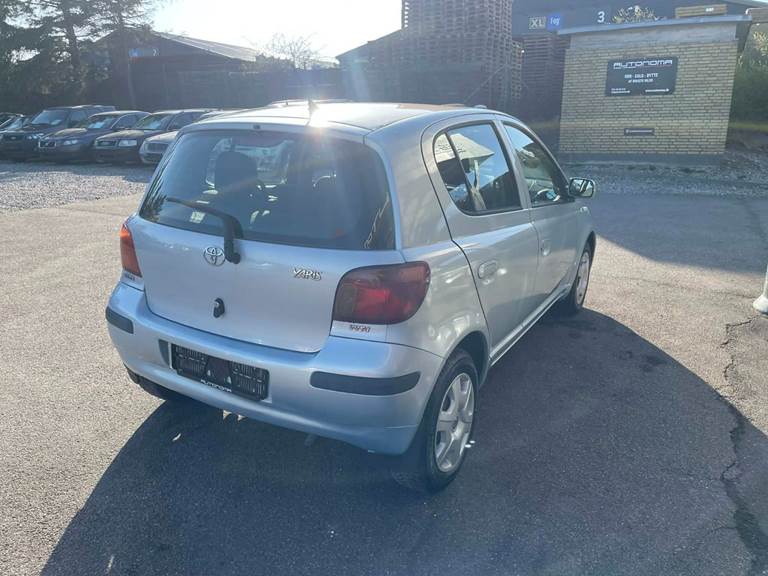 Toyota Yaris 1,0 Terra