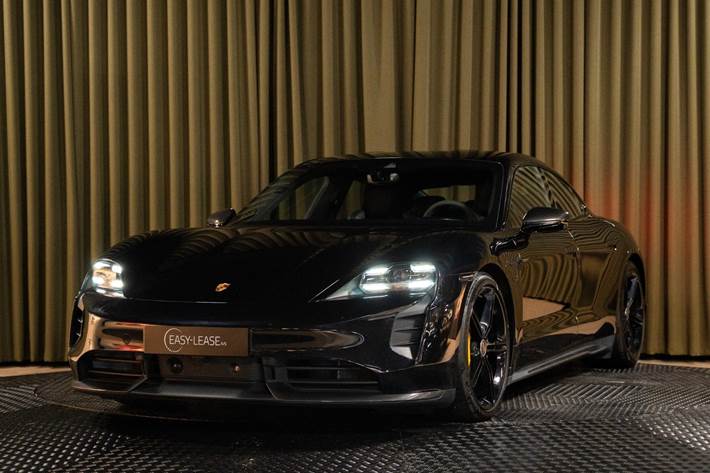 Sort Porsche Taycan Turbo S fra 2020