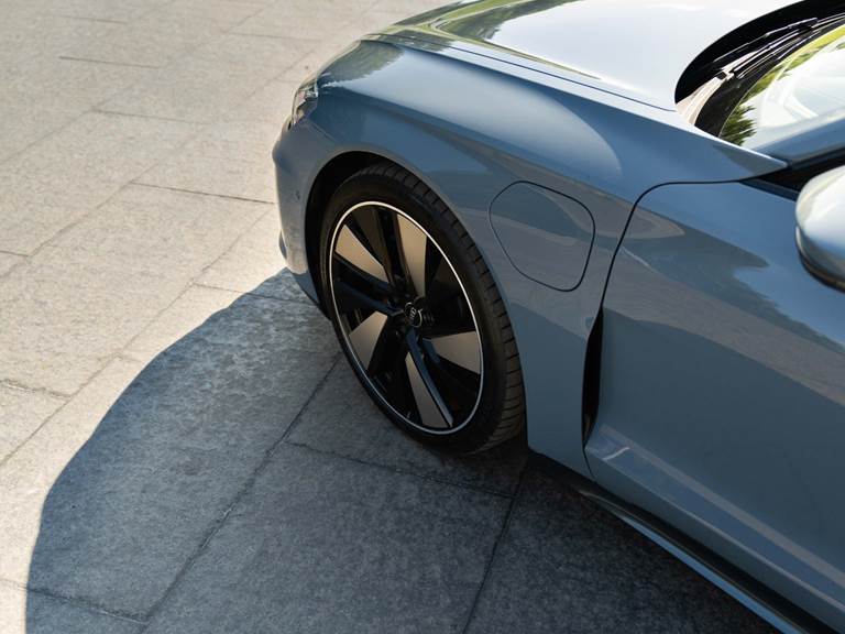 Audi e-tron GT quattro