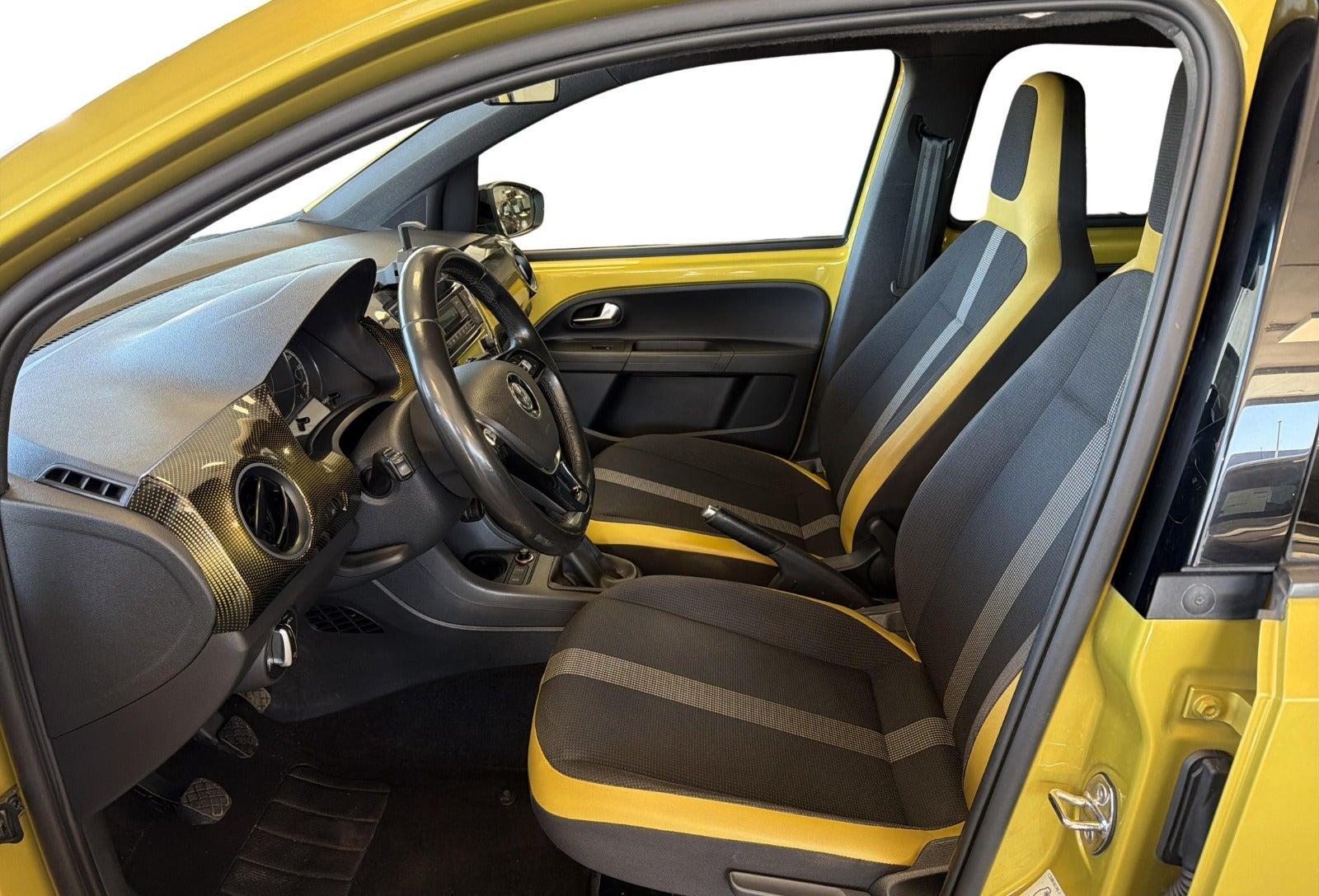 Gul VW UP! fra 2017