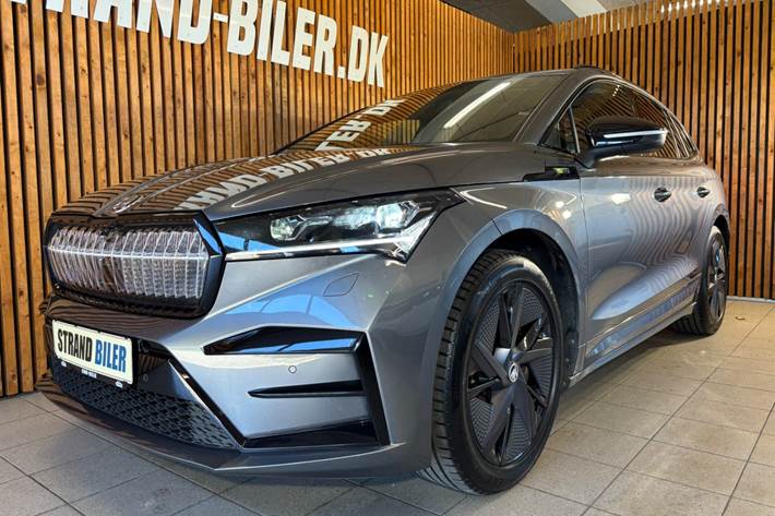 Grå Skoda Enyaq fra 2023