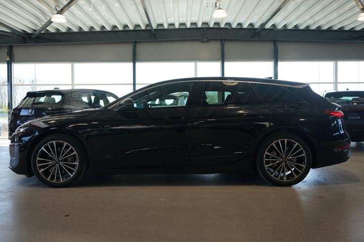 Sort Audi A6 e-tron fra 2025