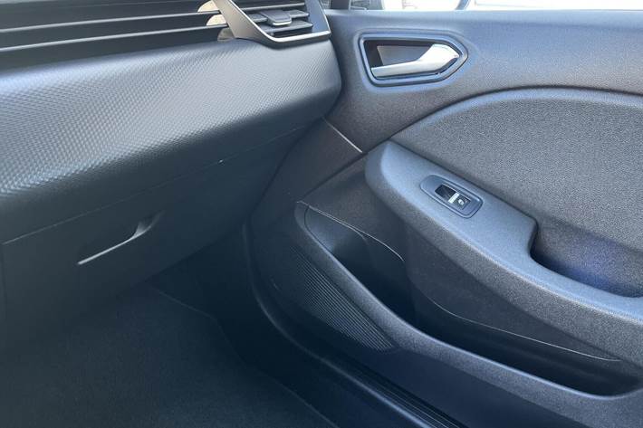 Sort Renault Clio V fra 2020