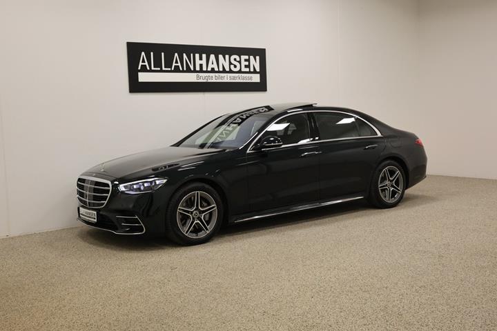 Grøn Mercedes S580 e fra 2023
