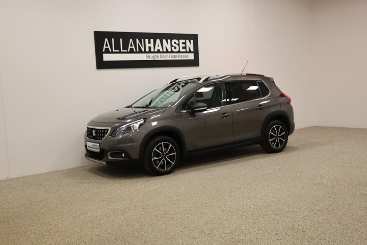 Grå Peugeot 2008 fra 2018