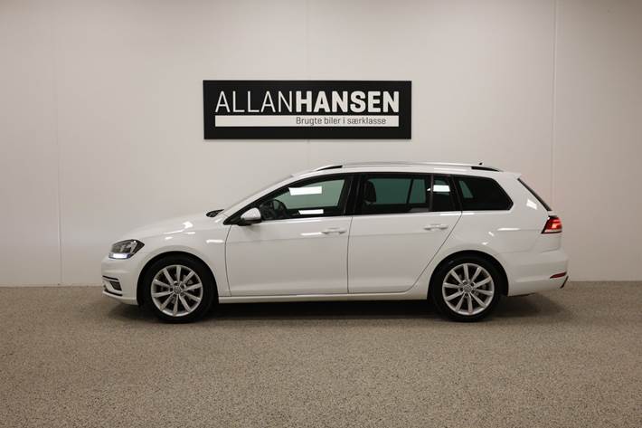 Hvid VW Golf VII fra 2017