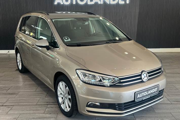 Orange VW Touran fra 2018