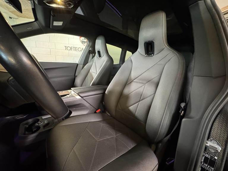 BMW iX xDrive50 Supercharged