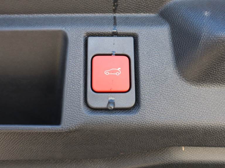 Opel Grandland-e 73 GS Sky
